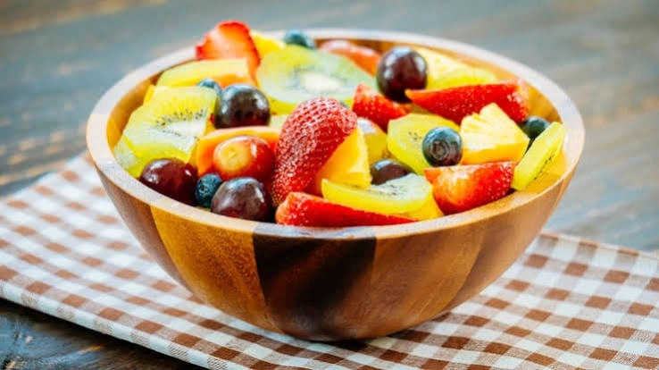 Bowl of mixed fruit chat
