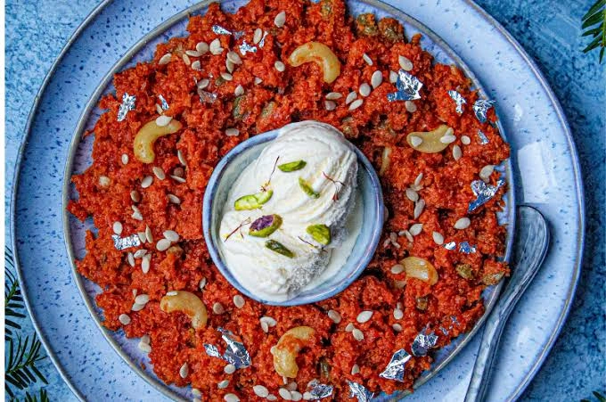 Bowl of gajar halwa