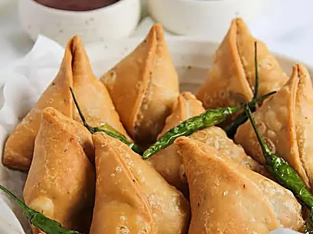Chicken Punjabi Samosas